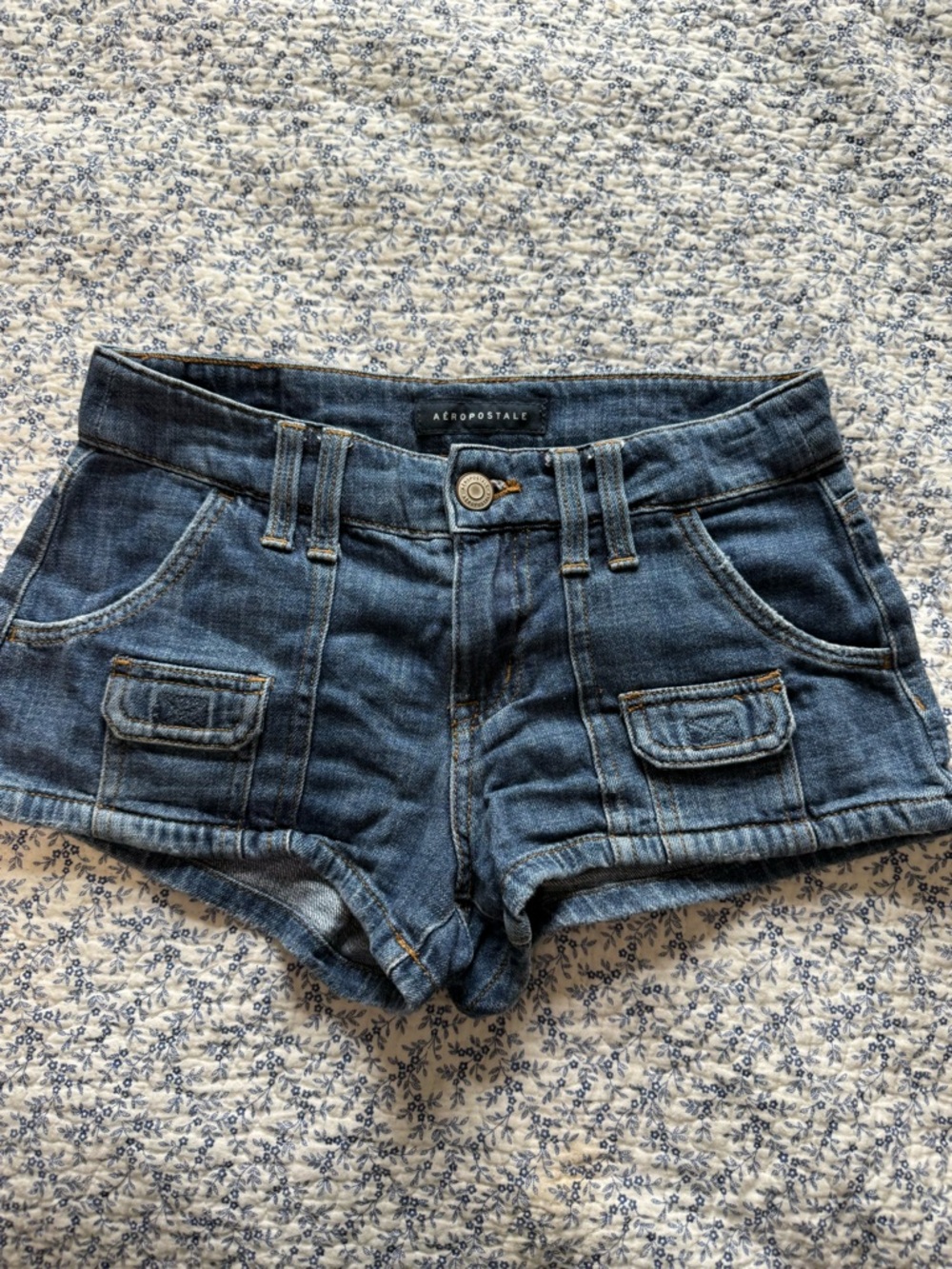 Aeropostale Super Low-Rise Women's Dark Blue Denim Cargo Shorts